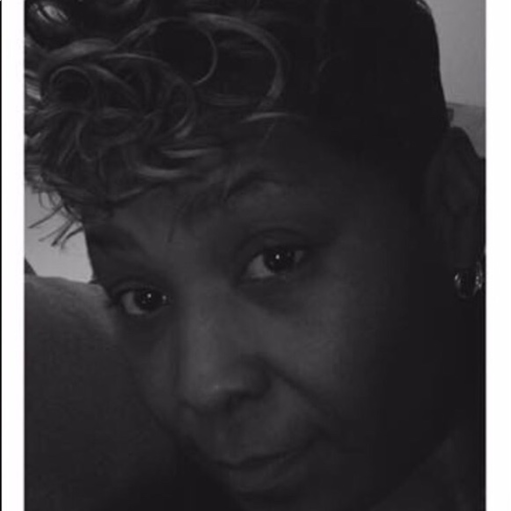 Meet your Posher, Toni